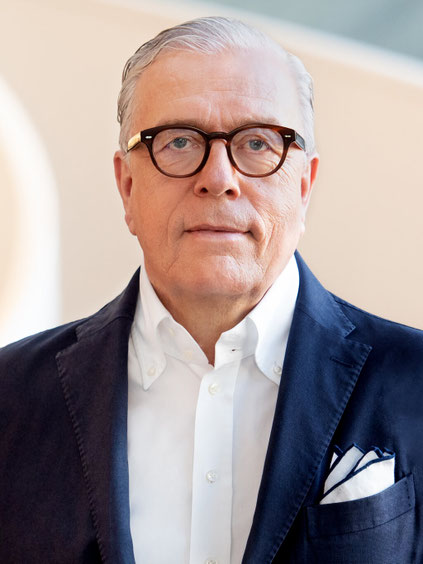 Klaus Reinhardt, Präsident der Bundesärztekammer spricht sich für Arzt-Avatare aus.