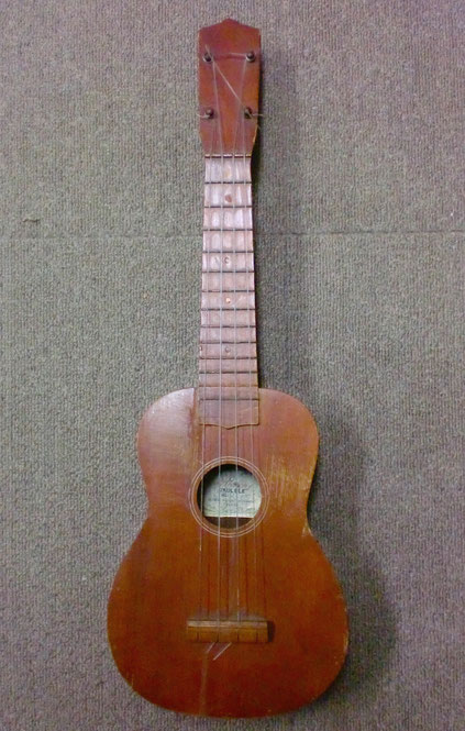 その他 1950s Pig Bank Made In Hawaii `Ukulele その他 1950s Pig Bank Made In Hawaii `Ukulele 1950s Pig Bank Made