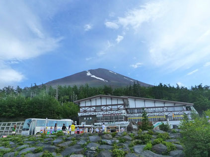 富士吉田口5合目からの富士山