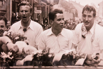 Meisterkorso 1953 - Erwin Scheffler mit Karl Wanger und Fritz Walter (Foto: Bachem)