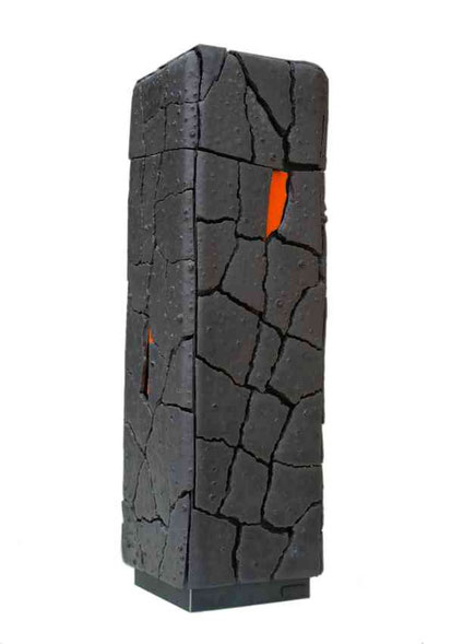 Terre cuite émaillée sur plaques d'acier - Hauteur : 67cm - Largeur : 21cm - Profondeur : 21cm - Disponible à la vente