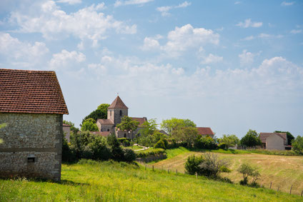 Pittoreske franse marktjes en kindvriendelijke activiteiten op kleinschalige familie camping Lot en Dordogne met Nederlandse eigenaren