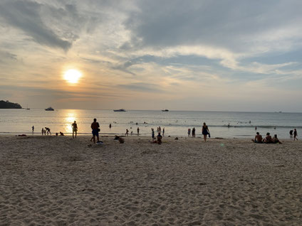パンタオビーチの夕暮れ時