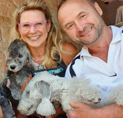 En plus d'un amour démesuré nous partageons notre passion pour le Bedlington Terrier