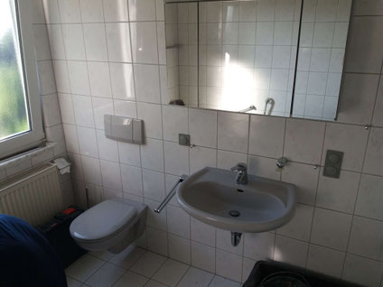 Badezimmer vor der Sanierung