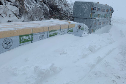 Blockhausbau im Winter - Foto Holzbau Wolfgang Brandt