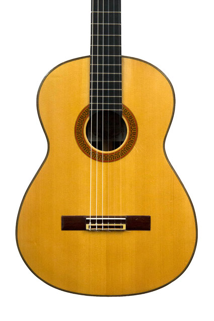 Abel Mauroux - classical guitar  