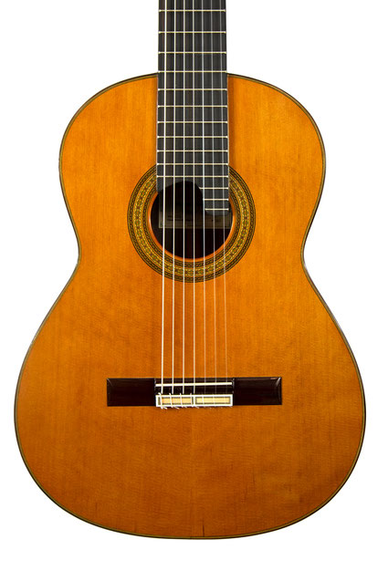 Vicente Carrillo / Yamandu Costa - classical guitar  