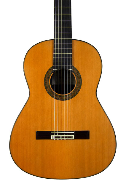 Teodoro Perez - classical guitar  