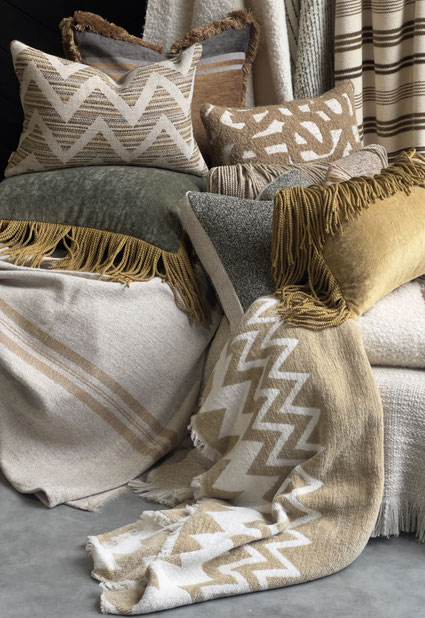 omar-antwerp, pillows, kussen, sierkussen, cover, sloop, interior, interieur, decoration, decoratie, home, huis, wholesale, groothandel, B2B, cosy, gezellig, set, stylish, contamporary, stijlvol, living, inside, levenstijl, indoor, outdoor, soft, fabrics