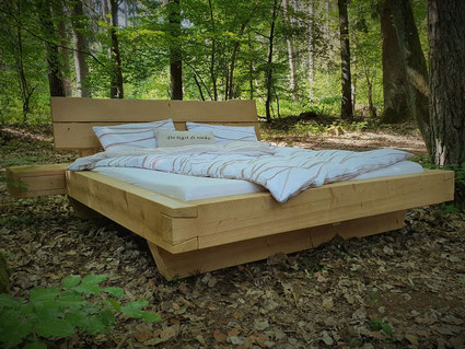 Schwebebett in Fichte vom Schreiner 