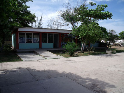 Schulgebäude des Sonderschulzentrums in Juchitan, Mexiko