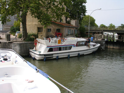 Bild: Hausboot-Tour auf dem Canal du Rhône a Sète und Étang de Thau in den Canal du Midi 