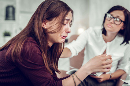 Wissen Psychologie: Was ist Empathie, Welche Formen von Empathie gibt es? Wie lernt man Empathie? 