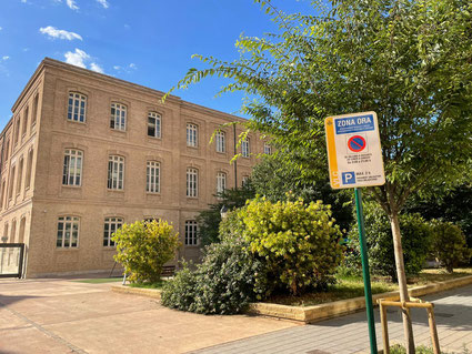 Señalización con los nuevos horarios de la Zona ORA