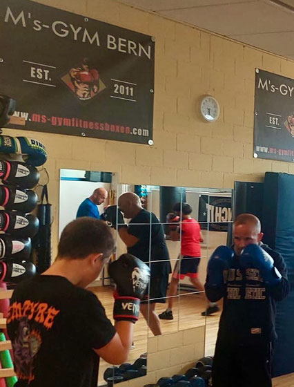 FITNESS & BOXEN für ALLE! MONTAG-FREITAG @ M's-GYM BERN, Mai 2025
