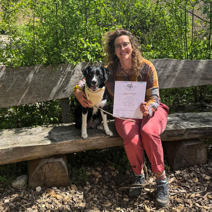 Andrea mit ihrem Pädagogik-Hund Nala