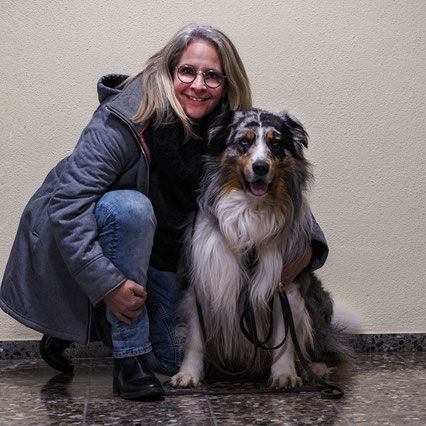 Claudia mit Pädagogik-Hund Kovu
