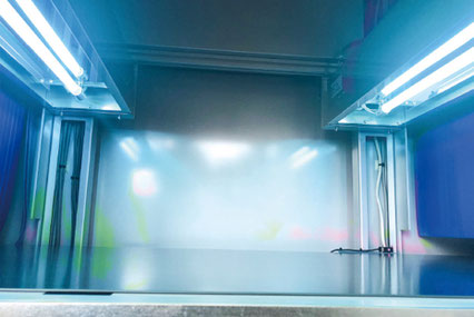 AIを搭載した紫外線殺菌機能付きX線検針器