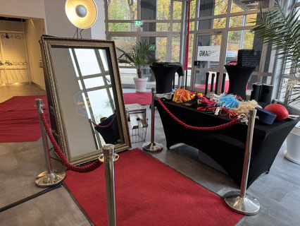 Fotobox und Fotospiegel Magic Mirror mieten in Bayreuth
