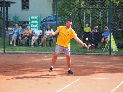 Daniel Margraff Sieger im Herren Einzel der Elli Oil Open