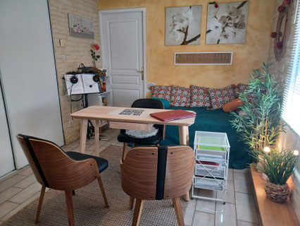 le bureau de coaching, bilan de compétences, d'orientation et de thérapie. 11 m2 en mode coconing