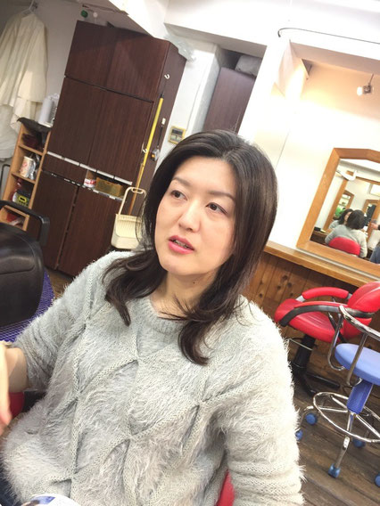 横浜・日吉・菊名・美容室☆女性の笑顔を作る専門家☆美容家 奥条勇紀 デジパーで愛されモテ髪ヘアーに・・・セットのコツは床に平行にモミモミ
