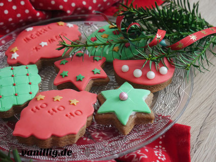 Weihnachten, Weihnachtsbäckerei, Plätzchen, einfaches Rezept, Plätzchen dekorieren, dekorieren mit fondant, rezept für plätzchen, gingerbread plätzchen, deko idee zum weihnachten, backen mit kindern