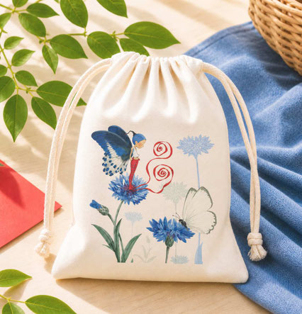 Un pochon en coton imprimé avec Timeliot et ses ailes de papillon