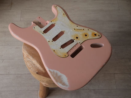 ＭＪＴボディ、warmothネック　stratcaster MJTボディ、warmothネック stratcaster