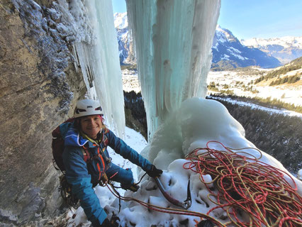 Eisklettern, Mixed, Mixed climbin, Mixed klettern, drytooling BEO, Berner Oberland, Schweiz, öschiwald, Reise ins Reich der Eiszwerge, Kandersteg, Oeschiwald