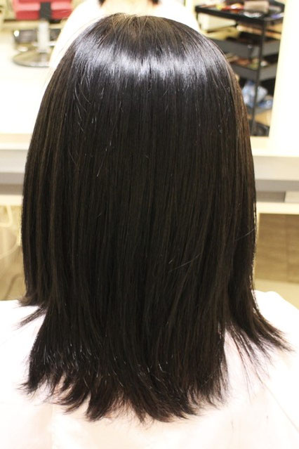 縮毛矯正とヘアカラーを一緒にしました　ありがとうございました