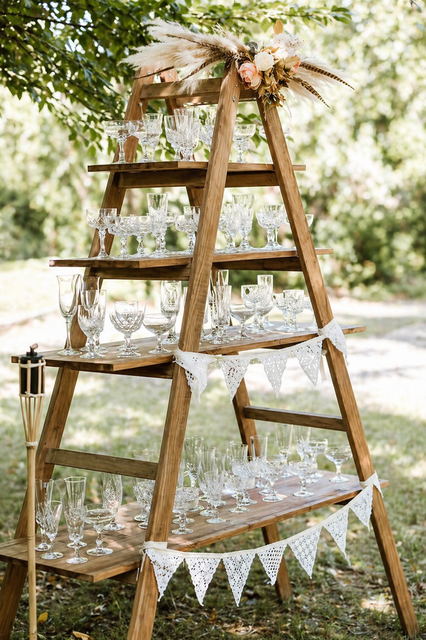 Bild: alte Holzleiter Candy Bar Sektempfang Boho Vintage Deko Bonn the featherette