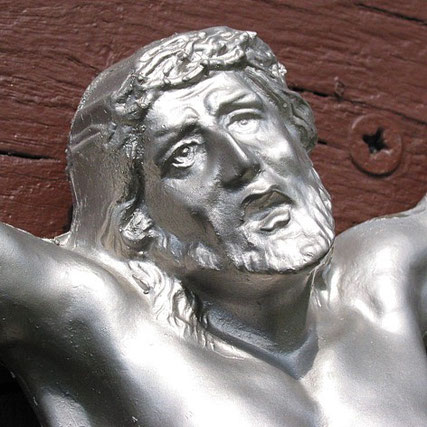 Pluwig. Theis-Kreuz. Der leidende Christus