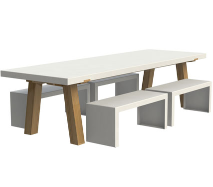 COLLA tafel aluminium met houten onderstel. binnen en buitengebruik.