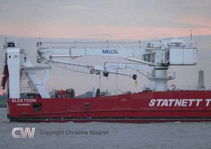 Ro-Ro Schiff ELEKTRON, Melcal kran JL750AHC