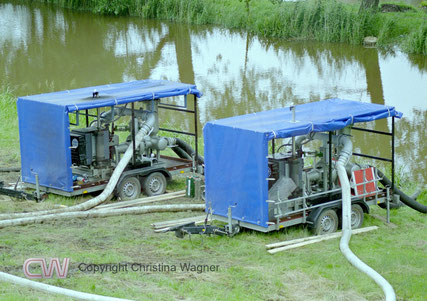 THW-Einsatz Glückstadt Juli 2002, Starkregenereignis, Hannibal Pumpen