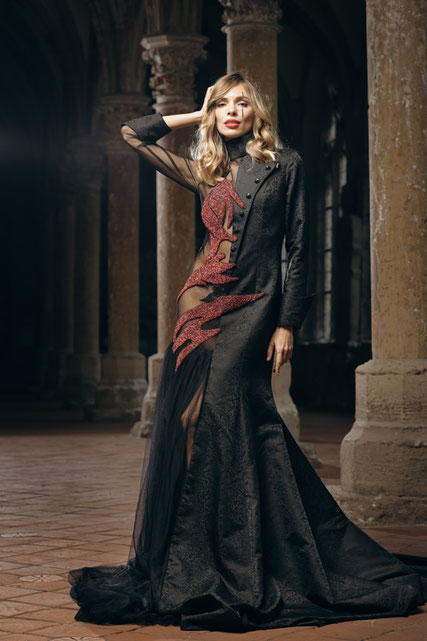 Spezielle Brautmode, flippige Hochzeitsmode, schwarze Brautkleider