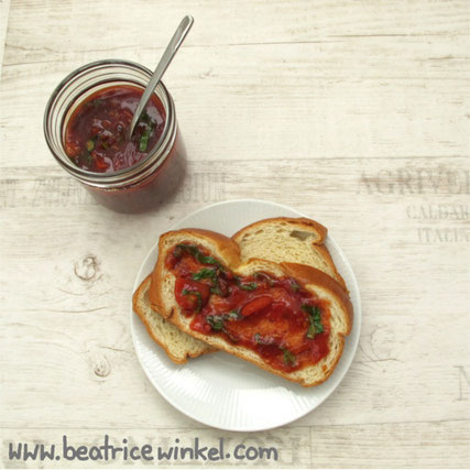 Beatrice Winkel - scharfe Tomaten-Vanille-Marmelade mit Basilikum