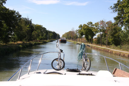 Hausboot-Tour auf dem Canal de Montech, Canal Latéral à la Garonne und Petite Baise 