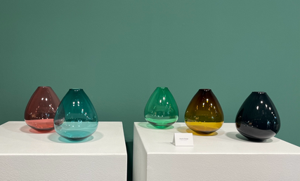 Vasengruppe "TINE" Jeanne Koepp © 2023
