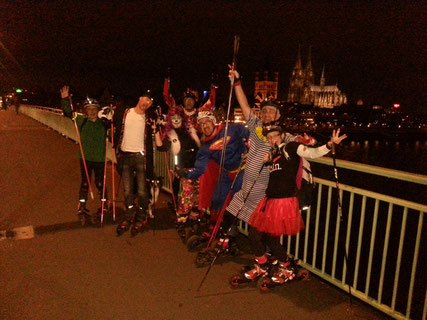 Skiken in Köln mit Kostüm im Cross Skating Verein