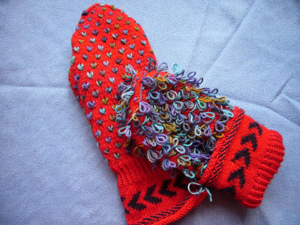 Schlaufenhandschuh - wie werden sie gestrickt ? siehe Video unten