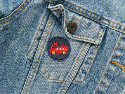 Mini Patches als Accessoire zum aufbügeln für Jacken mit roter Feuerwehr