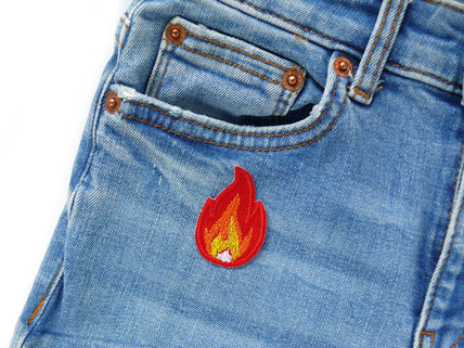 Mini Flicken Flamme für Jeans, Bügelbild Feuer, gesticktes rotes Feuer Aufbügler Patch