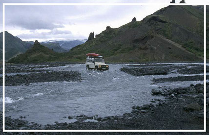 Furten-Land-Rover-Defender-TD5-ISLAND-1-H480