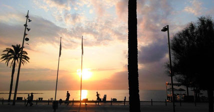 Barceloneta at sunrise_Recommendations by Barcelona by locals