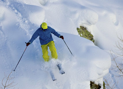 Freeride skiing cervinia