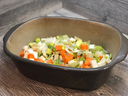Ofenmeister von Pampered Chef mit Wurzelgemüse gefüllt