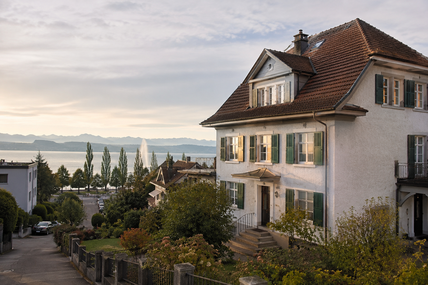 Gebäudeversicherung Friedrichshafen – Wohnhaus am Bodensee absichern